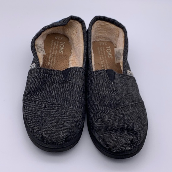 TOMS fur lined - Picture 2 of 7